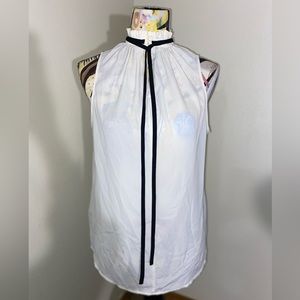 Sheer tank top blouse. Gossip girl/working lady vibes. Size: L.